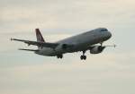 Turkish Airlines A 321-232 TC-JMI kurz vor der Landung in ...