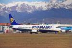 Boeing 737-8AS Ryanair (EI-DLN) ...  Daniele Olivari 14.01.2012