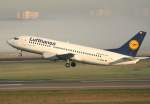 Lufthansa B 737-330 D-ABEK ...  Frank Maczkowicz 17.01.2012