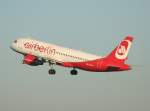 Air Berlin(Belair)A 320-214 HB-JOZ ...  Frank Maczkowicz 20.01.2012