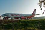 Boeing 737-800 D-ABBF der ...  Rolf Reinhardt 24.01.2012