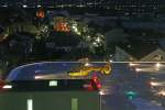 OE-XER EC-135 T2i �AMTC Christophorus 3 bei der Patienten�bergabe am ...