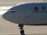 Delta Airlines, N155DL, Boeing, ...  Wolfgang Kleuser 11.02.2012