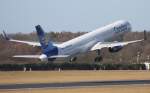 Condor,D-ABOC,(c/n 29015),Boeing 757-330,15.02.2012,HAM-EDDH,Hamburg,Germany  ...  Henryk Konrad 15.02.2012