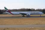 Emirates,A6-EBI,(c/n 32785),Boeing 777-36N(ER),15.02.2012,HAM-EDDH,Hamburg,Germany  ...  Henryk Konrad 15.02.2012