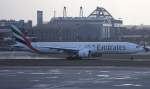 Emirates,A6-EGK,(c/n 41071),Boeing 777-31H(ER),19.02.2012,HAM-EDDH,Hamburg,Germany  ...  Henryk Konrad 22.02.2012