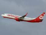 Air Berlin Turkey, TC-IZB, ...  Wolfgang Kleuser 24.02.2012