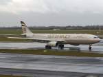 Etihad, A6-AFB, Airbus, A 330-300, 06.01.2012, DUS-EDDL, D�sseldorf, Germany 

 ...