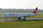 Turkish Airlines Airbus A321 ...  Bj�rn-Marco Halmschlag 30.03.2012