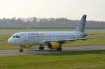 Der Airbus A320 EC-HTD ...  Bj�rn-Marco Halmschlag 30.03.2012