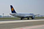 A 320-214 D-AIZG der ...  Rolf Reinhardt 18.04.2012