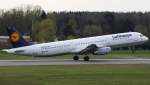 Lufthansa,D-AIDC,(c/n 4560),Airbus A321-231,15.04.2012,HAM-EDDH,Hamburg,Germany  ...  Henryk Konrad 18.04.2012