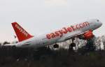EasyJet,G-EZUP,(c/n 5056),Airbus A320-214,15.04.2012,HAM-EDDH,Hamburg,Germany  ...  Henryk Konrad 18.04.2012