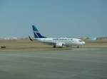 Die Westjet Boeing 737-700 ...  Ronny Spiller 19.04.2012