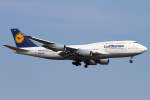 Lufthansa, D-ABVD, Boeing, B747-430 ...  Kurt Greul 19.04.2012