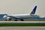 B 777-224, N 78008 ...  Rolf Reinhardt 21.04.2012