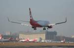Air Berlin B 737-86J ...  Frank Maczkowicz 01.05.2012