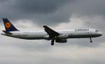 Lufthansa,D-AISW,(c/n4054),Airbus A321-231,09.05.2012,HAM-EDDH,Hamburg,Germany   ...  Henryk Konrad 10.05.2012