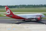 Airberlin a330 in dus ...  Sebastian S�ss 20.05.2012
