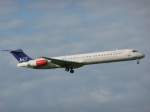 sas---sas-braathens SAS MD 81 im Landeanflug auf Z�rich-Kloten am 13.6.2008.