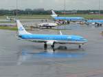 KLM PH-BXP Boeing 737-9K2 fotografiert in Amsterdam Schiphol 20-07-2008.  ...