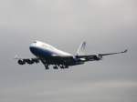 Eine United Boeing 747 bei der Landung in Frankfurt am ...