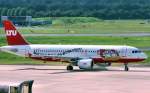 A 320 der LTU mit Sonderlackierung Bayer Leverkusen. 08.09.2005 in ...