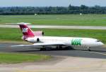 Tu-154 Kennzeichen LZ-MIG der Fluggesellschaft VIA auf dem taxyway zur ...