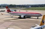 A-330 der LTU am ...  Rolf Reinhardt 22.10.2008