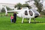 369 E Hughes 500 E ( 369 E) am 24.09.2005 bei Rundfl�gen in EU-Stotzheim.