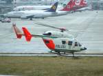 dusseldorf-dus Ein Eurocopter BK-117C-1 der Polizei NRW beim Start in D�sseldorf Flughafen am 22.12.2008