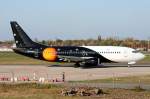 Titan Airways B 737-33A(QC) ...  Frank Maczkowicz 14.01.2009