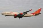 Air India VT-ESM landet ...  Niklas Eimers 23.02.2009