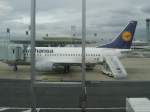 Lufthansa B737-530 D-ABIR dockt ...  Kevin G. 29.03.2009
