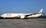 Boeing 777-340-ER der PIA ...  Rolf Reinhardt 17.04.2009