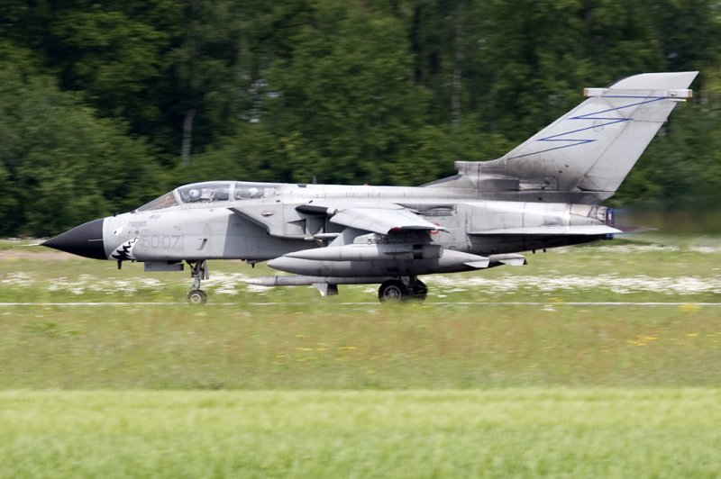 Italy - Air Force, MM7053, Panavia, Tornado ECR, 20.05.2009, EBFS,