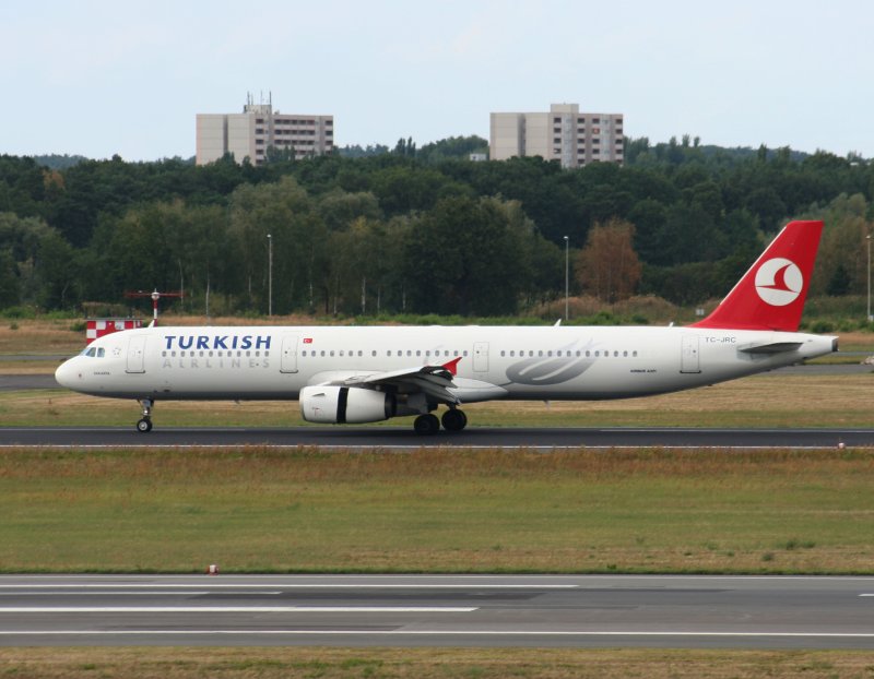 Turkish Airlines A 321-231 TC-JRC am 14.08.2009 auf dem Flughafen Berlin-Tegel