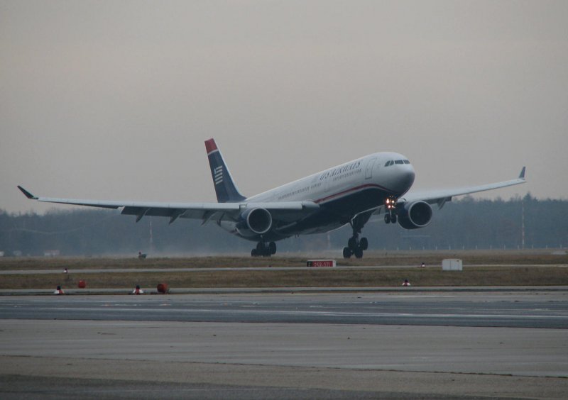 US Airways A330-3 N277AY
30.11.2007