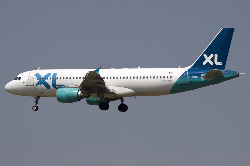 XL Airways, F-GRSI, Airbus, A320-214, 17.06.2009, TLS, Toulouse, France 

