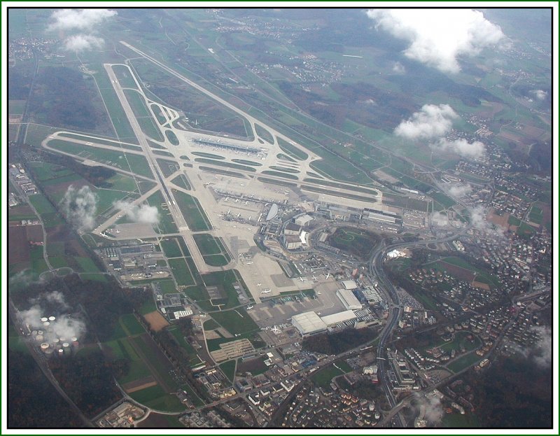 Zrich Flughafen nach dem Start nach Kreta am 06.11.2004