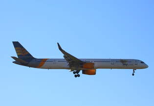 SkyLine Express, Boeing B 757-330, UR-SLB, BER, 31.08.2025