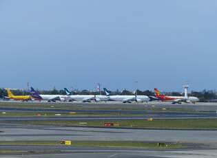 Ein Blick auf das Vorfeld in Sydney (SYD/YSSY) am 24.9.2025