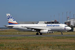 SunExpress (Operated by Avion Express), LY-MLF, Airbus A320-232, msn: 2828, 11.August 2025, FRA Frankfurt, Germany.