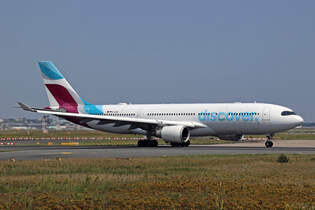 Discover Airlines, D-AXGE, Airbus A330-203, msn: 612, 12.August 2025, FRA Frankfurt, Germany.