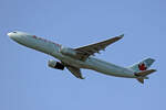 Air Canada, C-GFAJ, Airbus A330-343X, msn: 284, 13.August 2025, FRA Frankfurt, Germany.