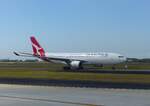 Qantas, Airbus A 330-202, VH-EBP, Brisbane Int.
