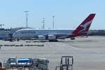 Qantas, Airbus A 380, VH-OQH, Sydney Int.