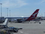 Qantas, Airbus A 380, VH-OQL, Sydney Int.