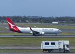 Qantas, Boeing 737-838, VH-VXQ, Sydney Int.