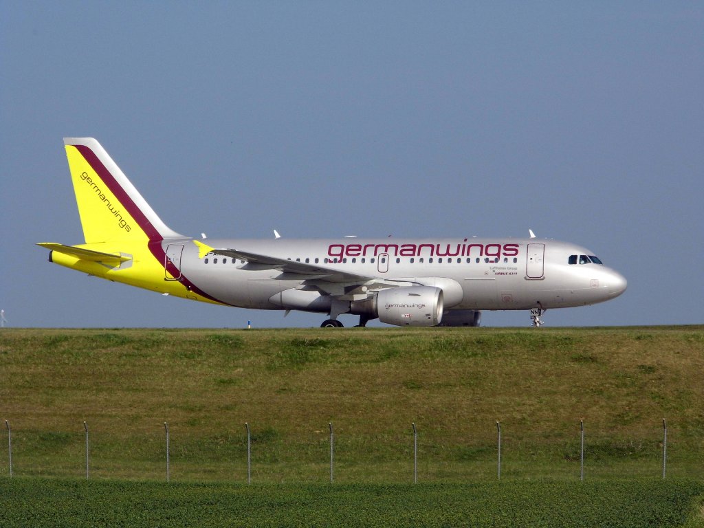 24.04.13 / D-AKNN auf der Rollbrcke West